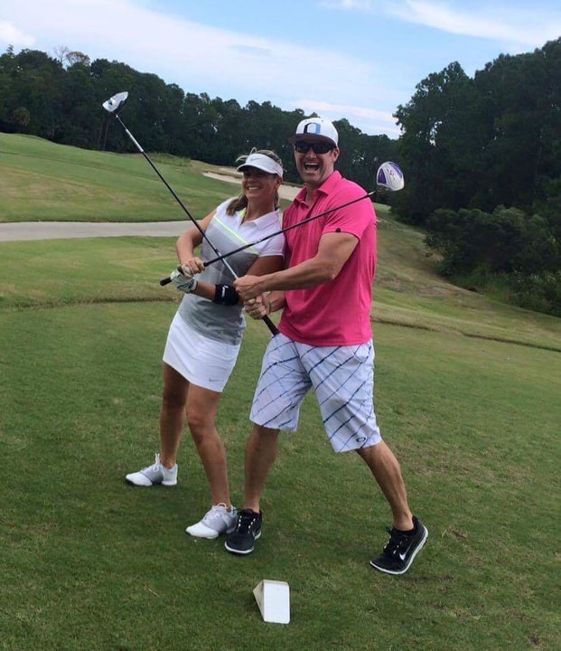 Co-ed golf league